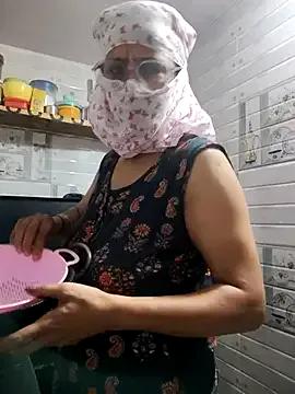 Meenu_bhabhi547 from StripChat