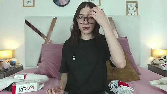 MeganRossee_ from StripChat is Freechat