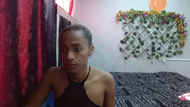 Melani_ebony from StripChat is Freechat