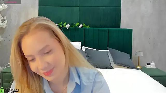 Melanie_Ryer from StripChat is Freechat