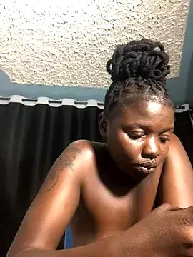 Melaniebony from StripChat is Freechat