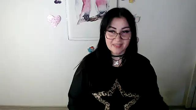 Melanka_milka from StripChat is Freechat