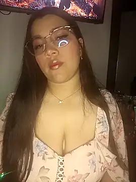 melina_levis from StripChat is Freechat