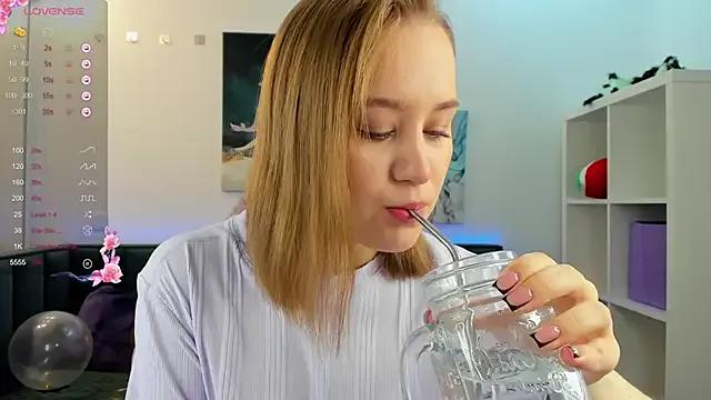 Checkout girls naked models with similar nickname. Cute sexy Free Models.
