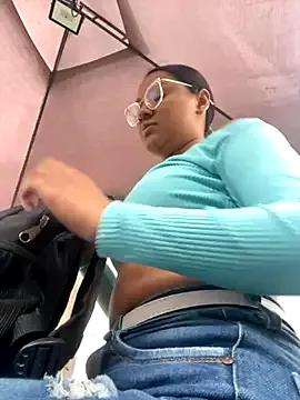 MelodyPink_ from StripChat is Freechat