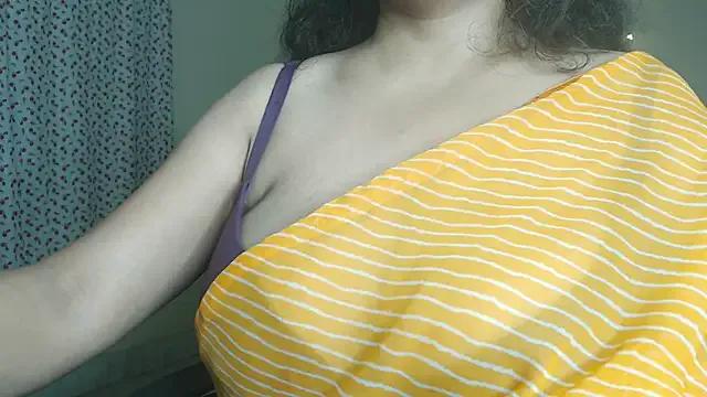 Menka_Room56 from StripChat is Freechat