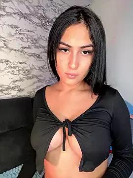 MennaLee from StripChat is Freechat