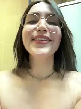 meow_girl from StripChat is Freechat