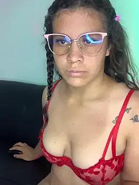merlinasuarez from StripChat is Freechat