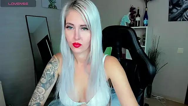 Mermaid_N from StripChat