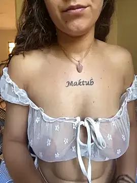 mermaidblue from StripChat is Freechat
