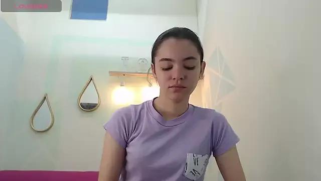 Mia-kalinfa from StripChat is Freechat