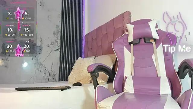 Checkout girls naked models with similar nickname. Cute sexy Free Models.