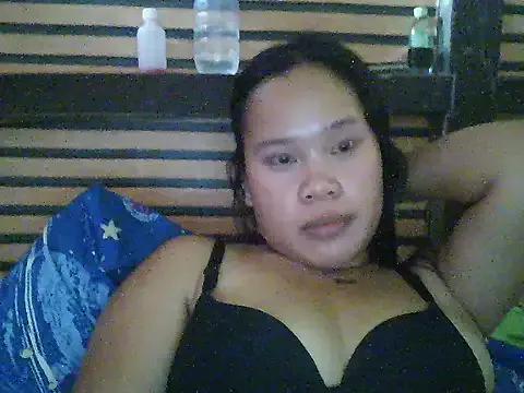 mia_kittykitty from StripChat is Freechat