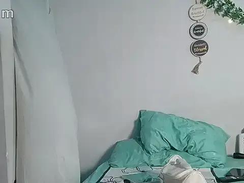 Mia_sexylatin from StripChat is Freechat