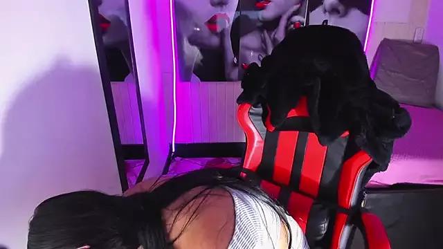 miaa_scott7 from StripChat