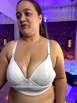 Miaa_velvett from StripChat