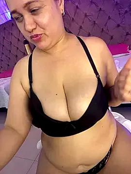 Miaa_velvett from StripChat