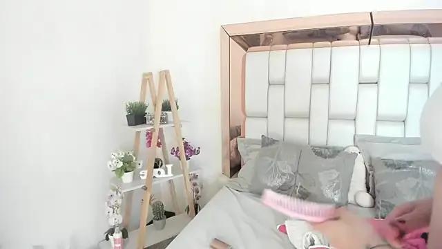 Checkout girls naked models with similar nickname. Cute sexy Free Models.