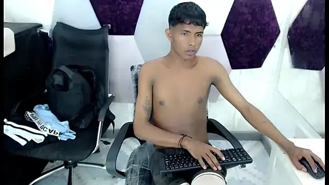 Mick_storm from StripChat is Freechat