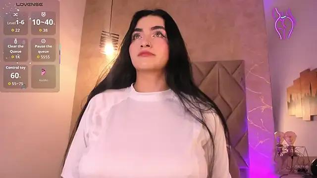 miel_gomez from StripChat is Freechat