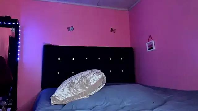 Miis_sara_ from StripChat