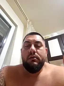 MikeltheKing from StripChat is Freechat