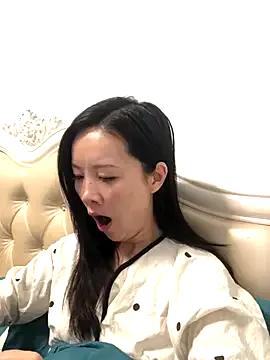 Mile-m from StripChat is Freechat