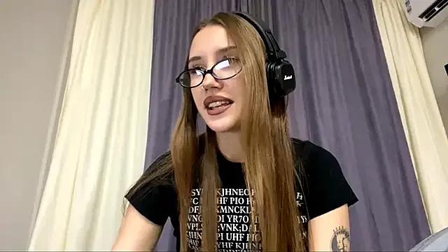 Checkout girls naked models with similar nickname. Cute sexy Free Models.