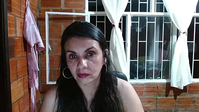 Milf_Fantassyy from StripChat is Freechat