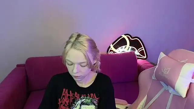 Checkout girls naked models with similar nickname. Cute sexy Free Models.