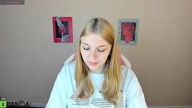 Milly_Rockk from StripChat is Freechat