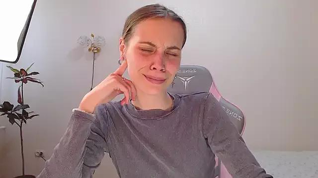 Checkout girls naked models with similar nickname. Cute sexy Free Models.