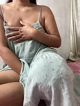 Min-sexy01 from StripChat is Freechat