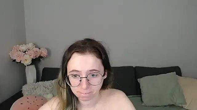 Checkout girls naked models with similar nickname. Cute sexy Free Models.