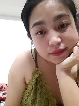 Minn-cute from StripChat is Freechat
