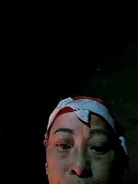 Minnakutew20 from StripChat is Freechat