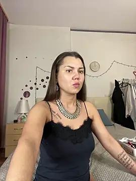 MiraMiss from StripChat is Freechat