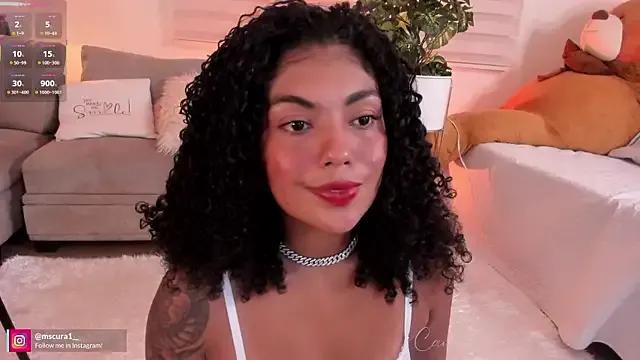 miss_curazao from StripChat is Freechat