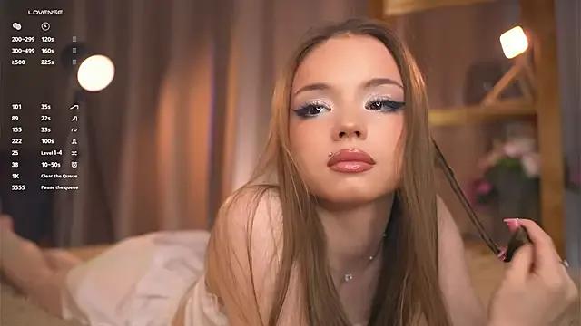 Miss_miracle from StripChat