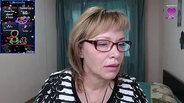 Miss_Moren from StripChat