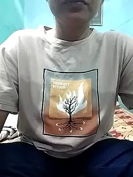 Miss_tinaaa from StripChat is Freechat