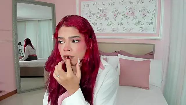 miss_velvett from StripChat is Freechat