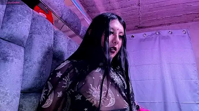 missashlyrosette from StripChat