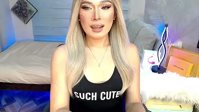 Missavacroft from StripChat