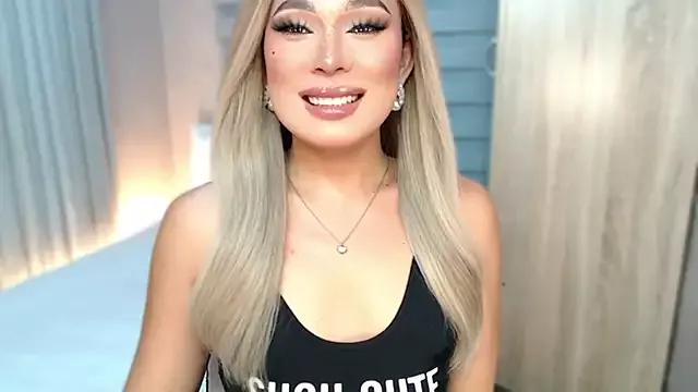 Missavacroft from StripChat