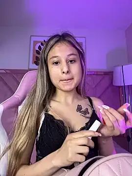 MissMarilynJones from StripChat is Freechat