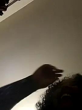 MissMazi from StripChat is Freechat