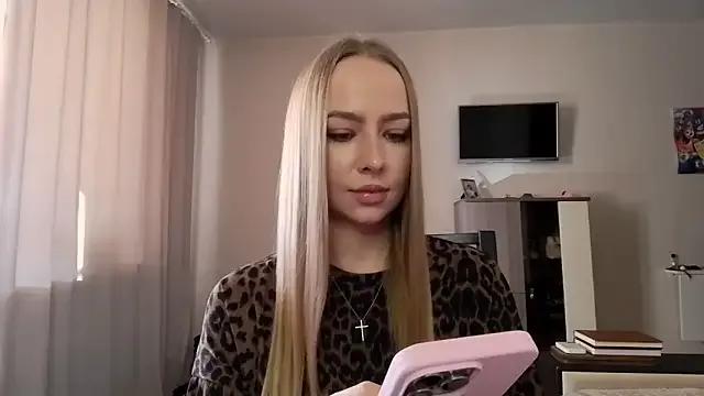 Checkout girls naked models with similar nickname. Cute sexy Free Models.