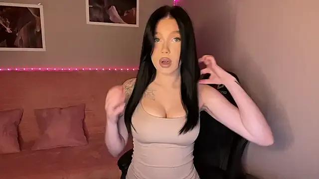 mistress_of_hearts from StripChat is Freechat